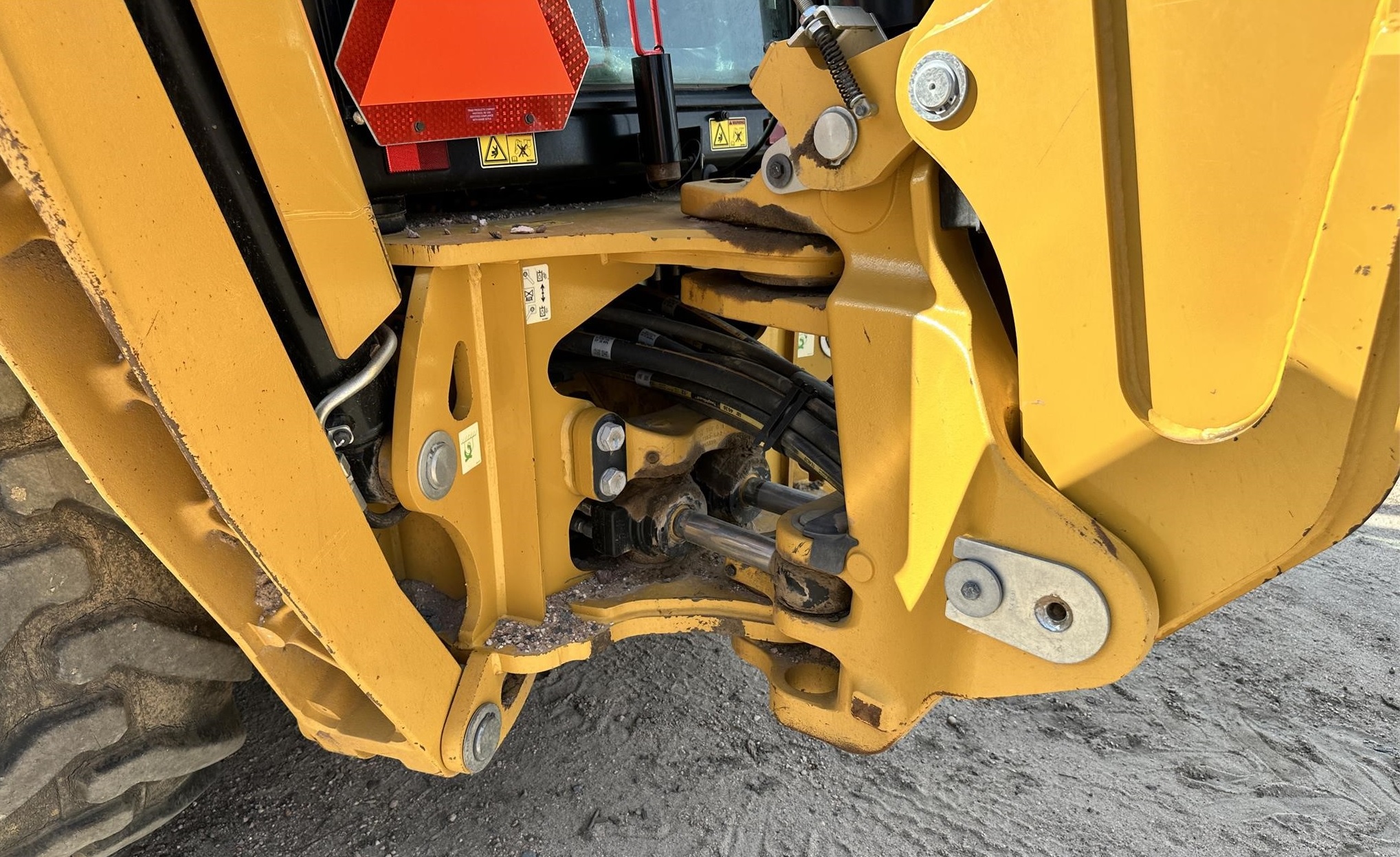 Caterpillar Backhoe Loader | Cabbed Backhoe Rental