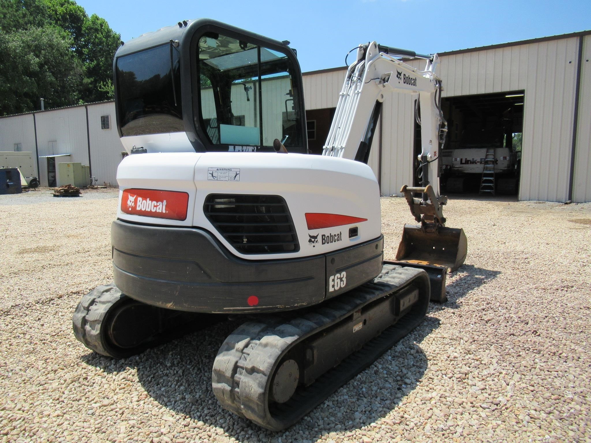 LayMor SweepMaster 400 | Cabbed sweeper